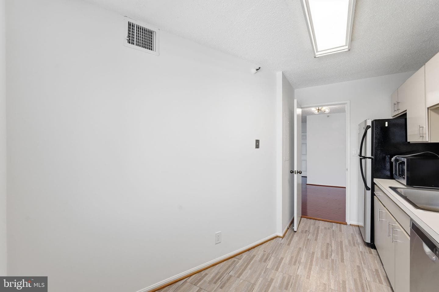 1600 N Oak Street #1604 photo 12