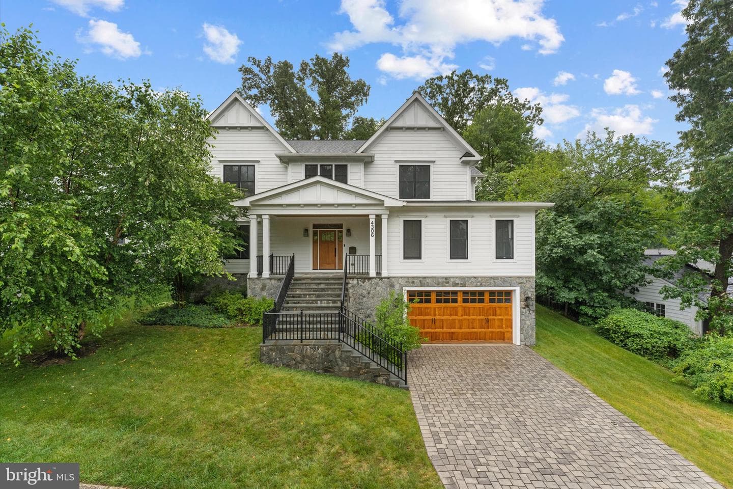 4306 40th Street N, Arlington
