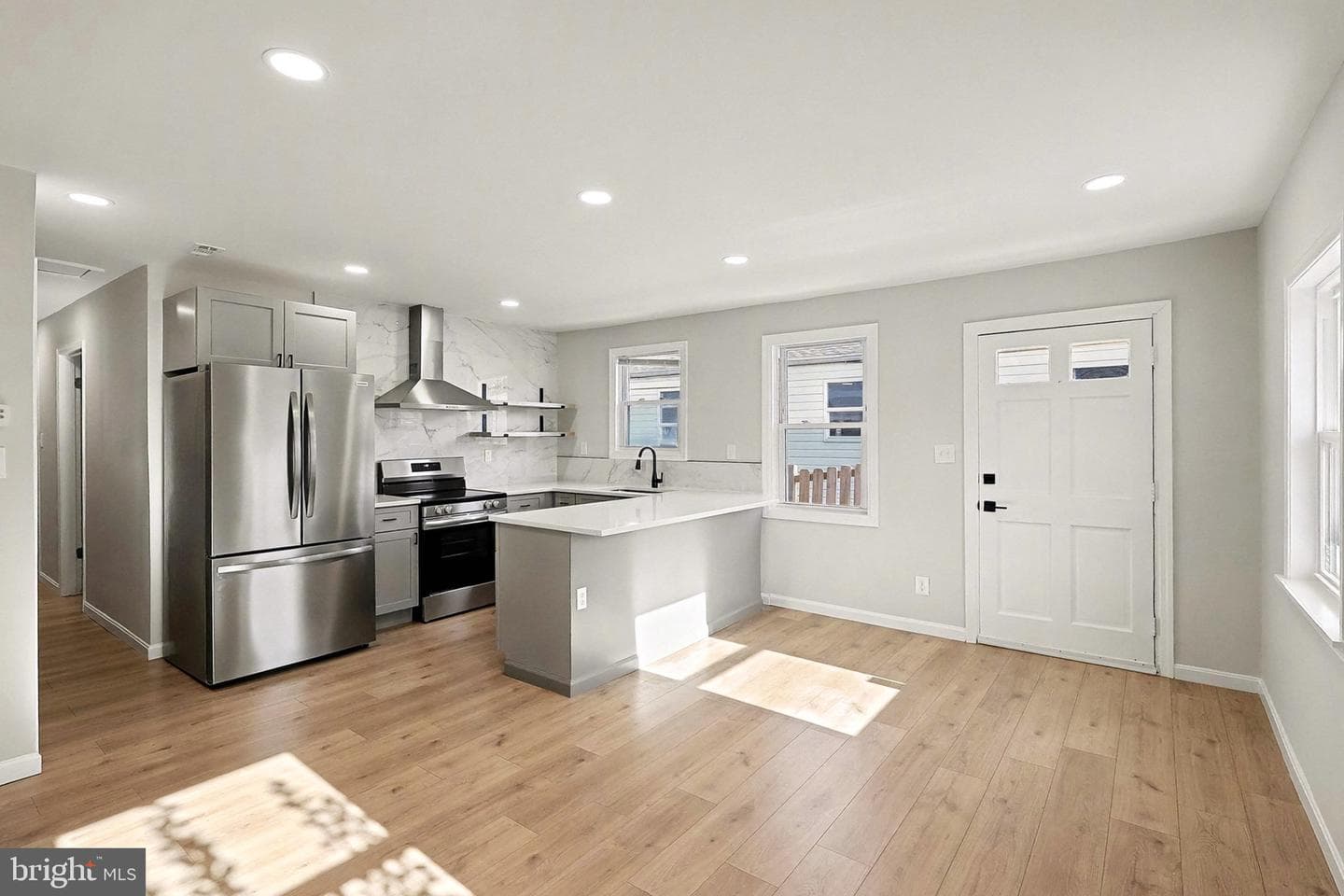 40 E Reed Avenue photo 2