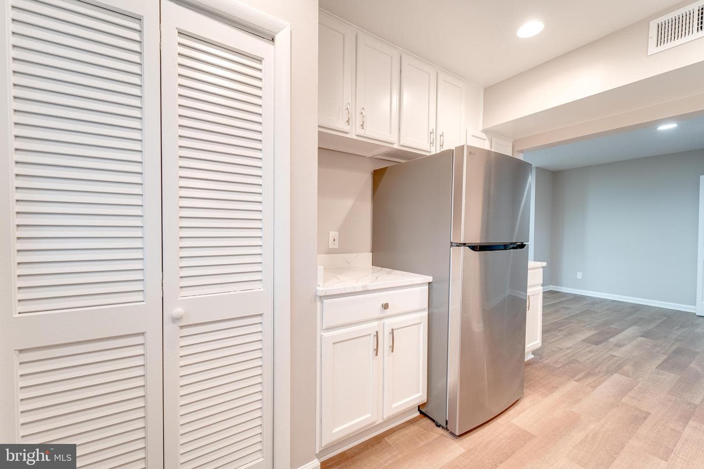 51 Skyhill Road #202 photo 5