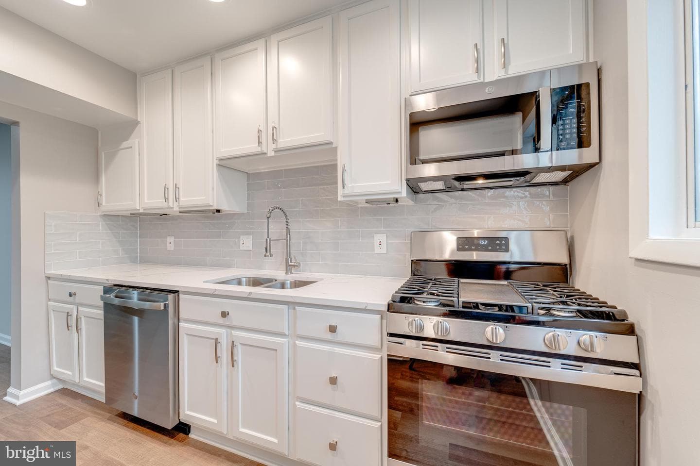 51 Skyhill Road #202 photo 6