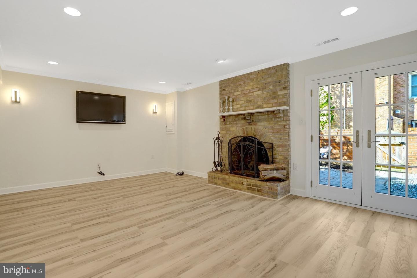 2660 Centennial Court photo 6