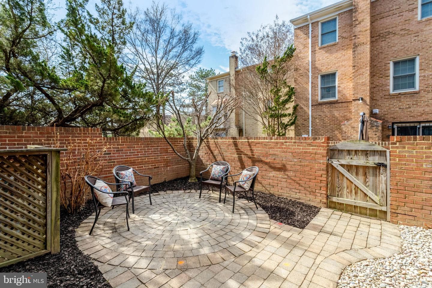 2660 Centennial Court photo 7