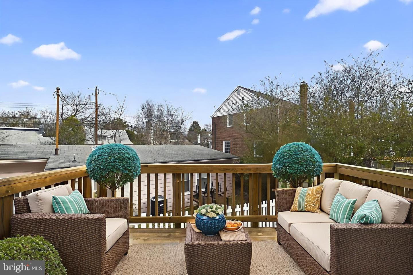 2403 Burke Avenue photo 21