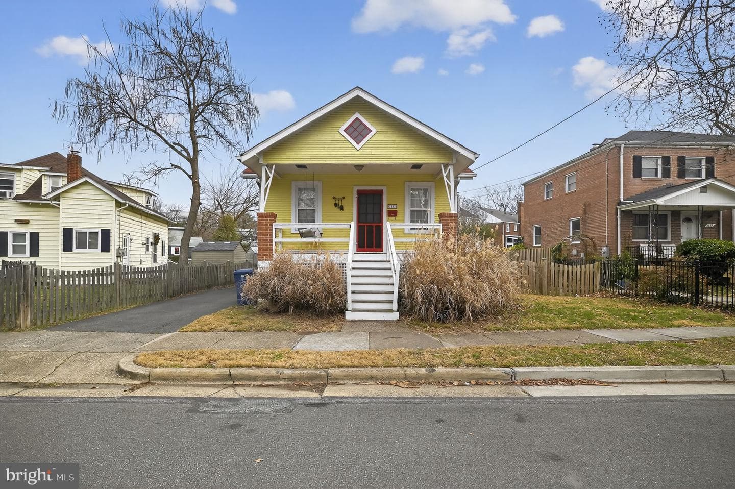 2403 Burke Avenue photo 5