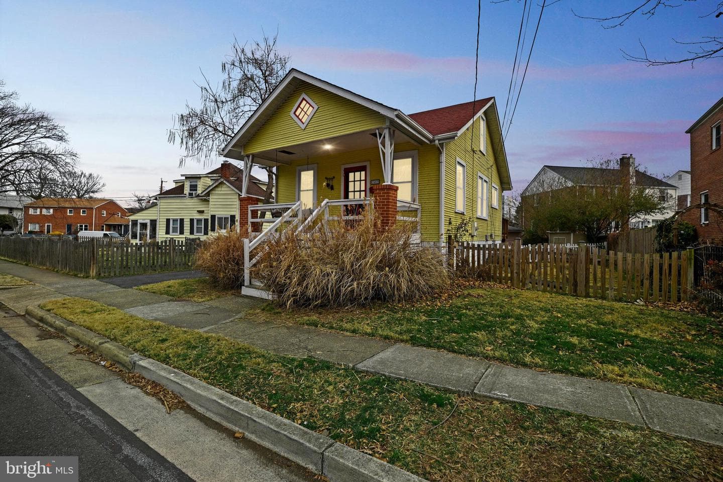 2403 Burke Avenue photo 7