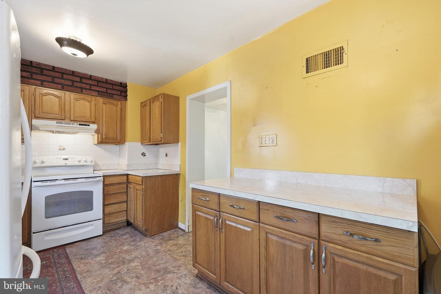 1710 N Cliff Street photo 13