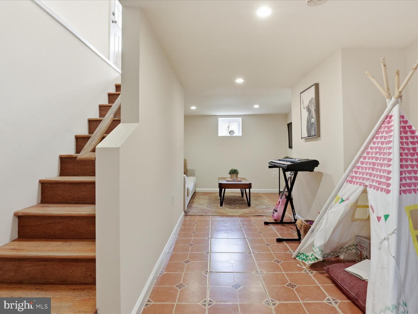 3955 Taney Avenue photo 22