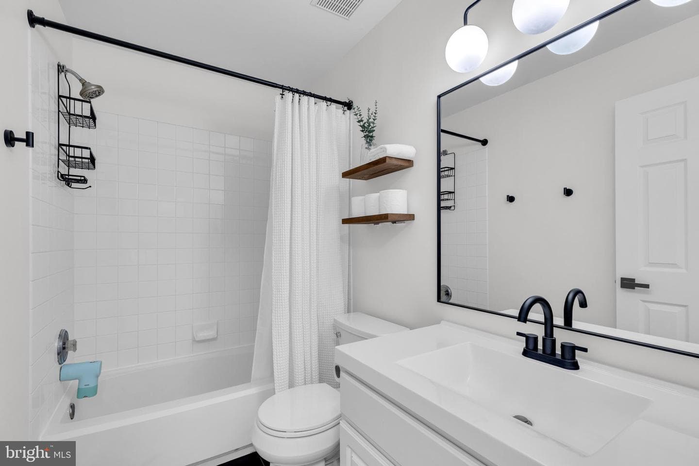 7 Arell Court photo 35