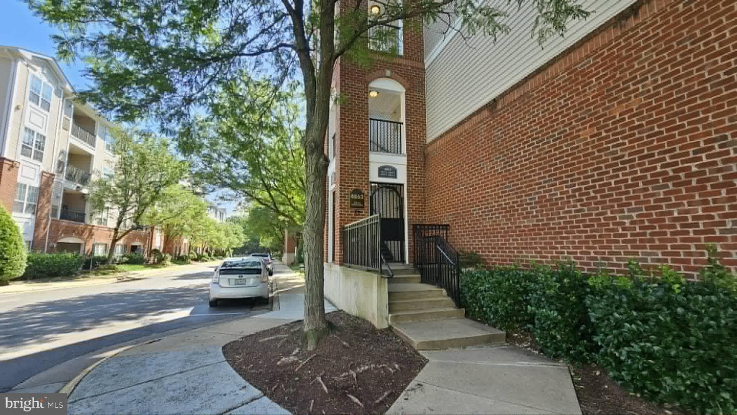 4862 Eisenhower Avenue #158 photo 25