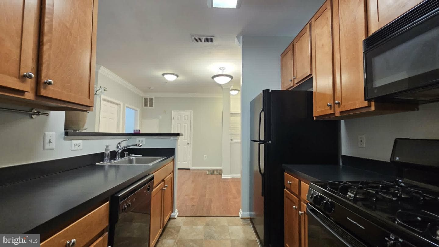 4862 Eisenhower Avenue #158 photo 40