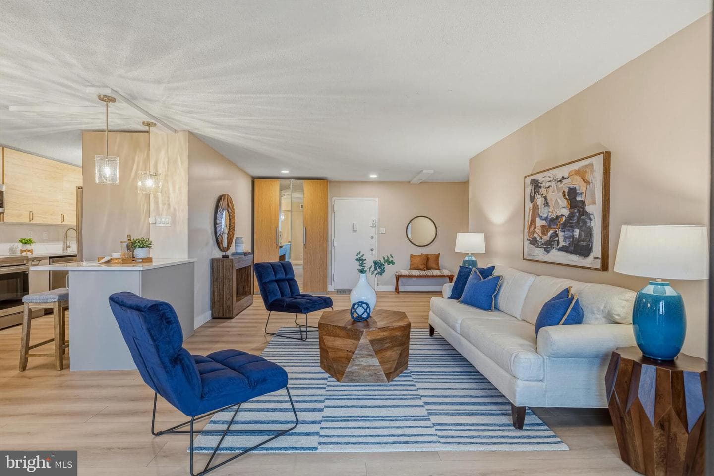 309 Yoakum Parkway #1003