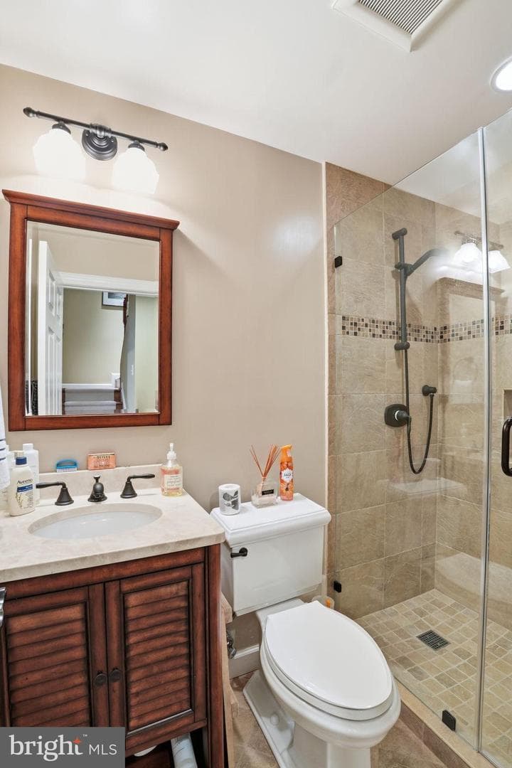715 Hawkins Way photo 30