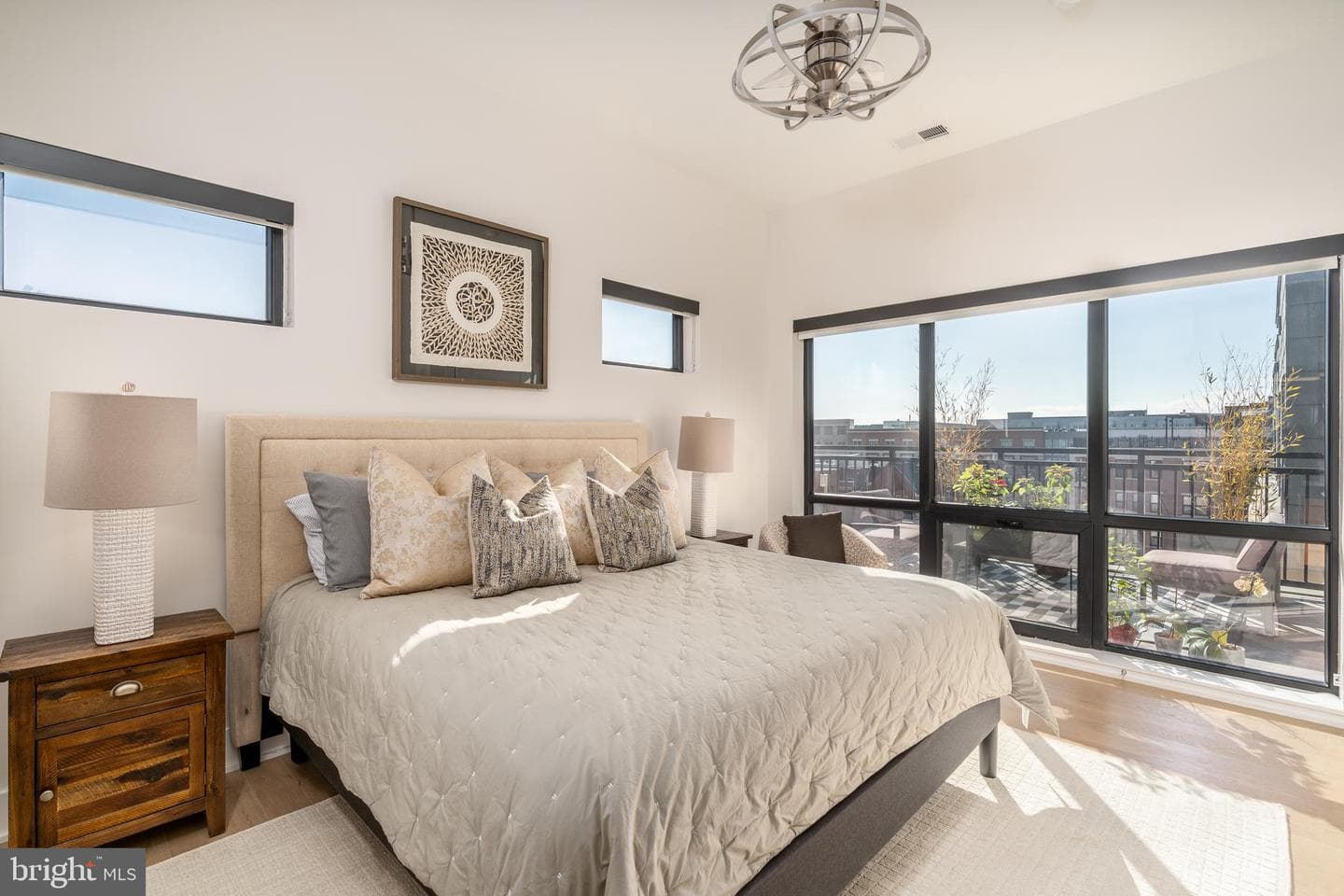 737 Swann Avenue #607 photo 13
