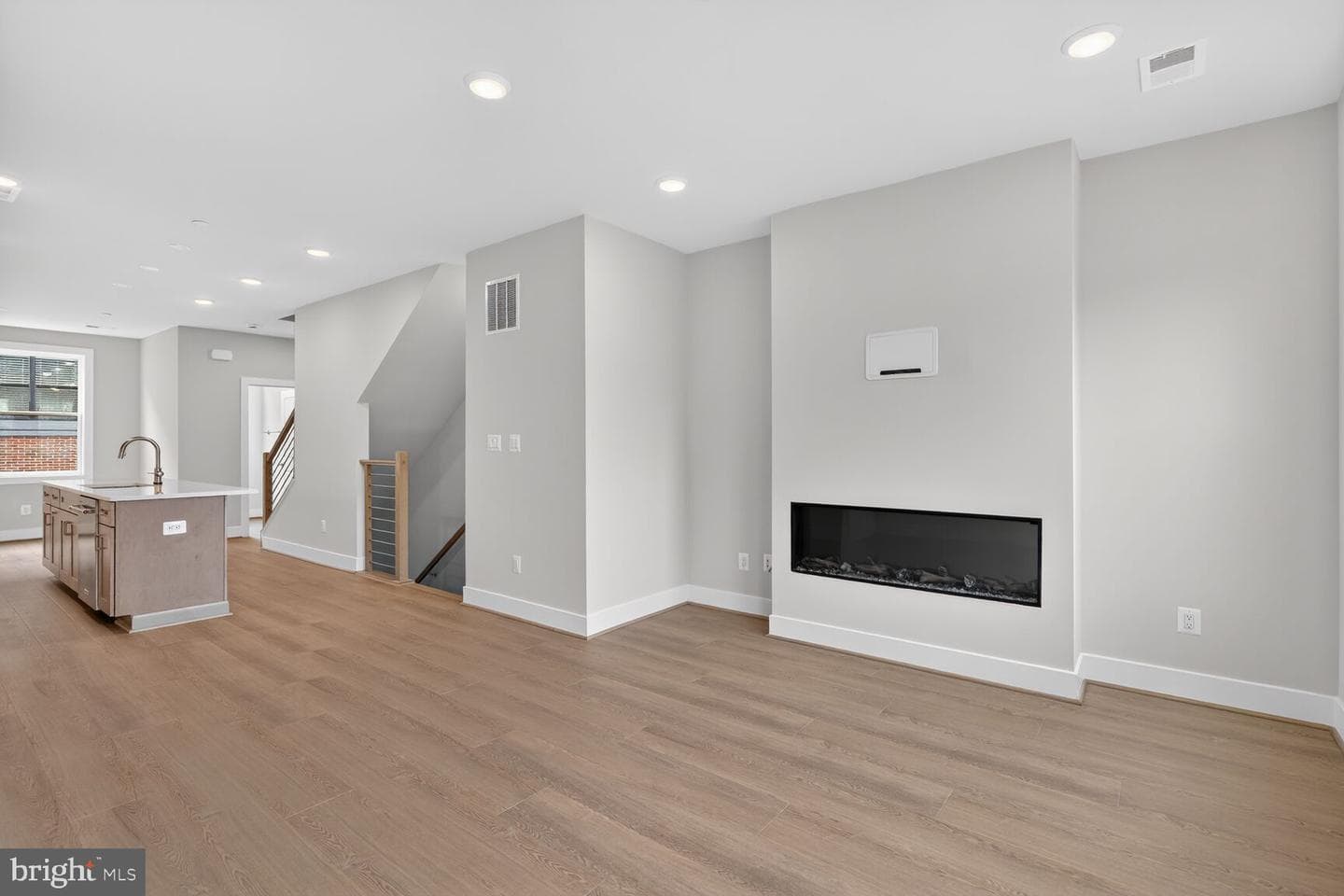 4963 Lachlan Mews photo 10