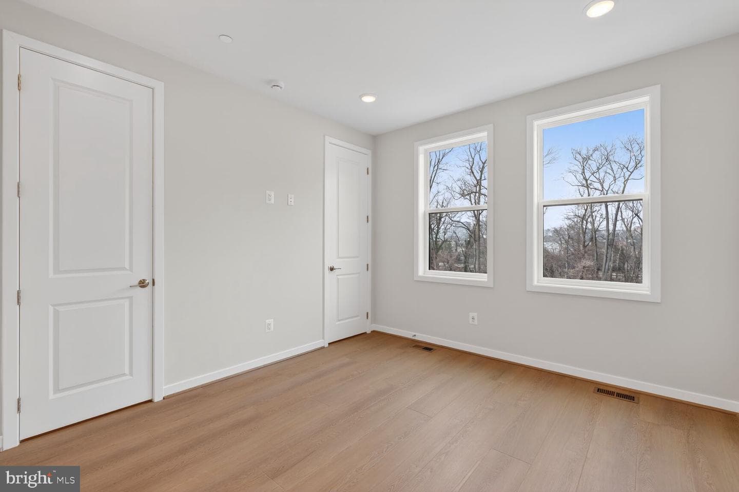 4963 Lachlan Mews photo 14
