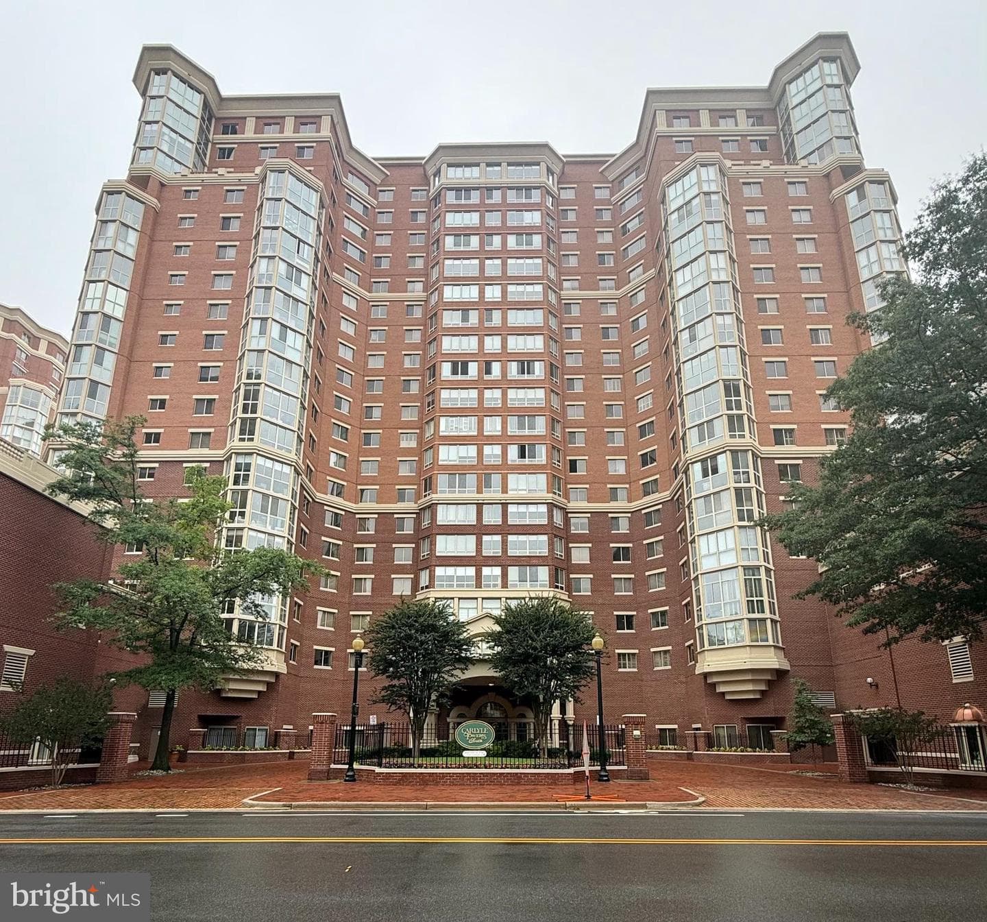 2151 Jamieson Avenue #809 photo 2