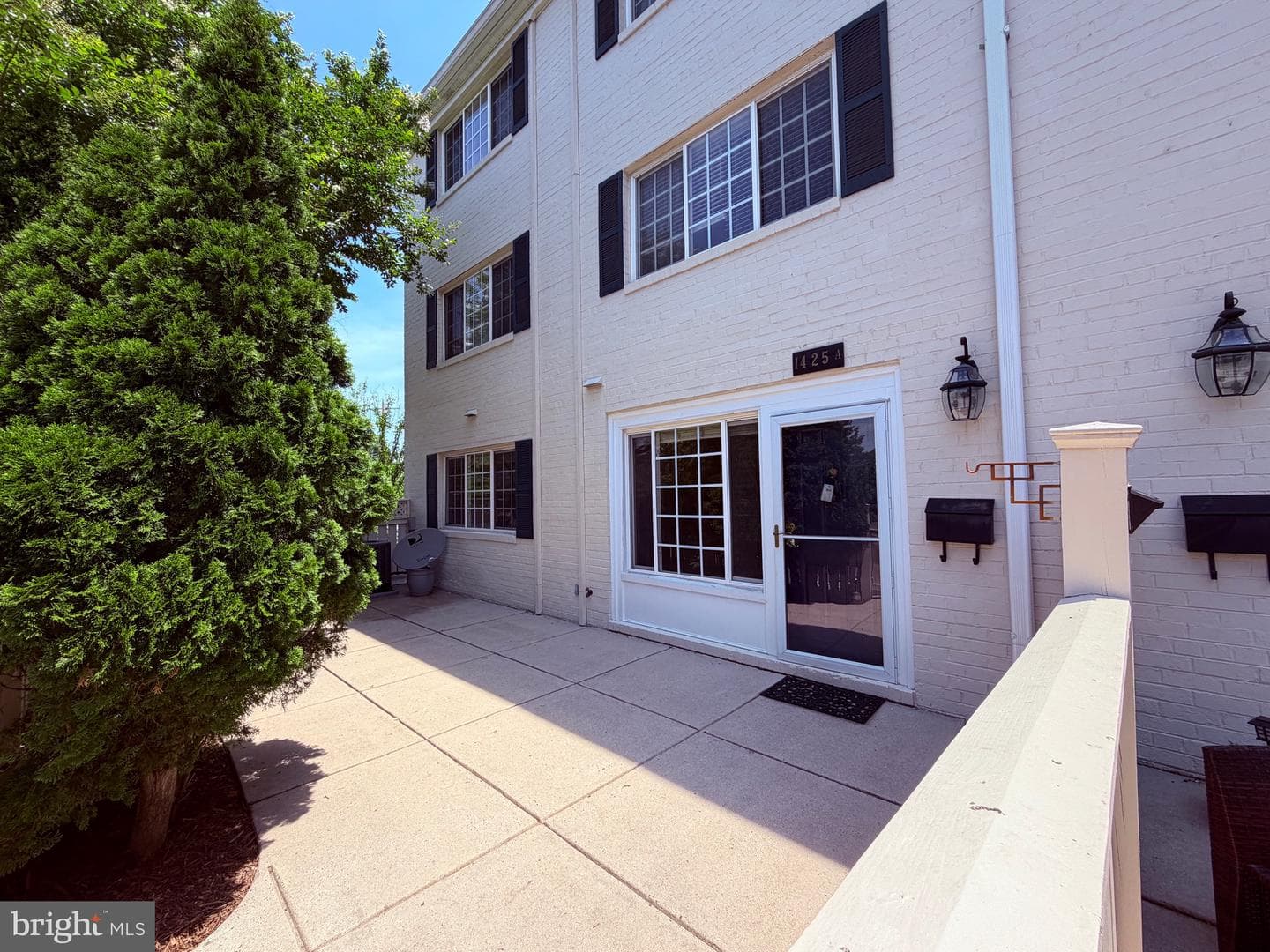 1425 N Van Dorn Street #a photo 35
