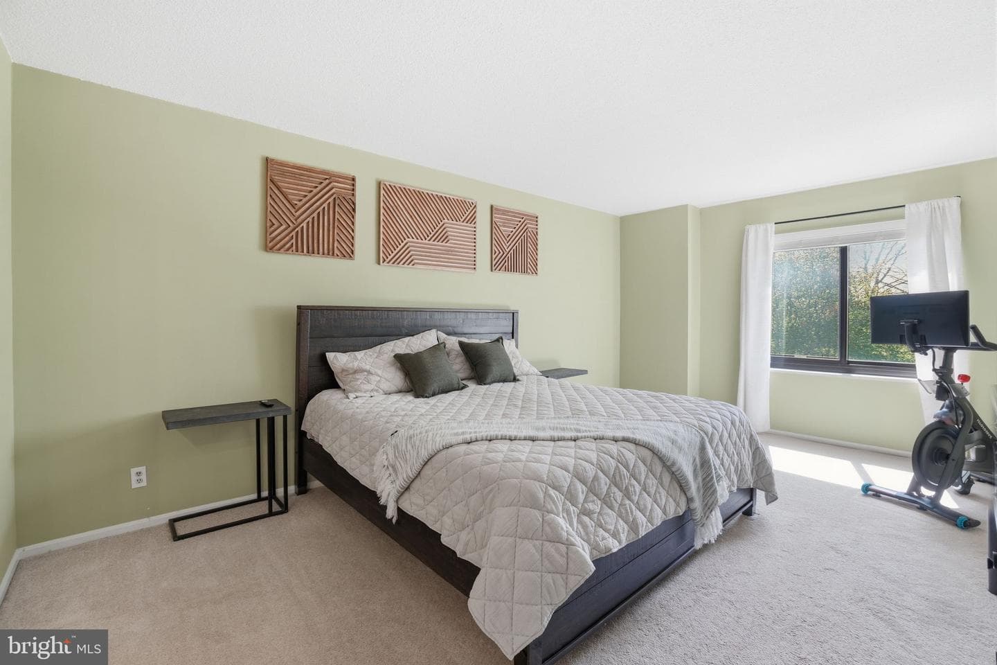 309 Yoakum Parkway #603 photo 25