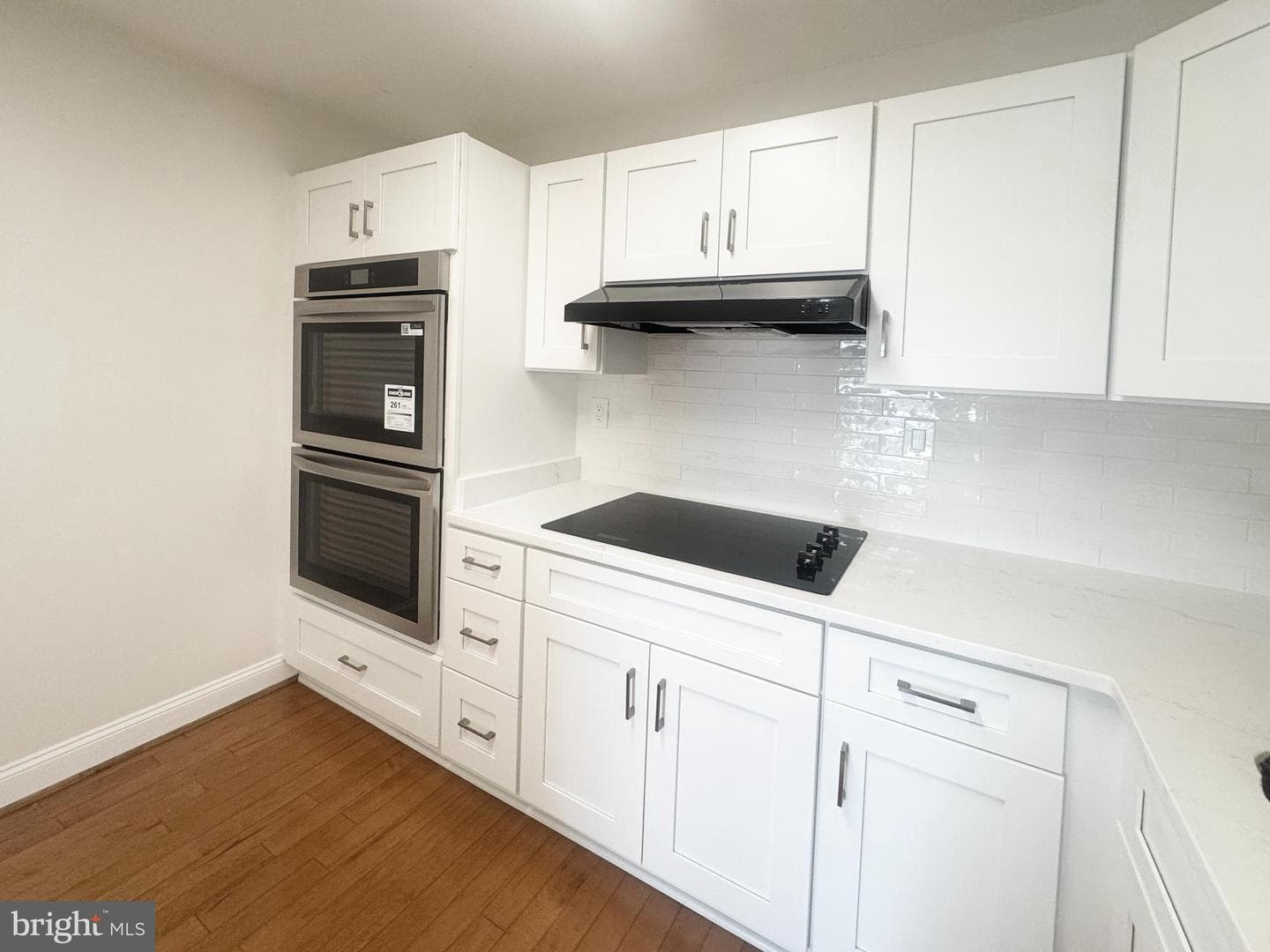 307 Yoakum Parkway #816 photo 10