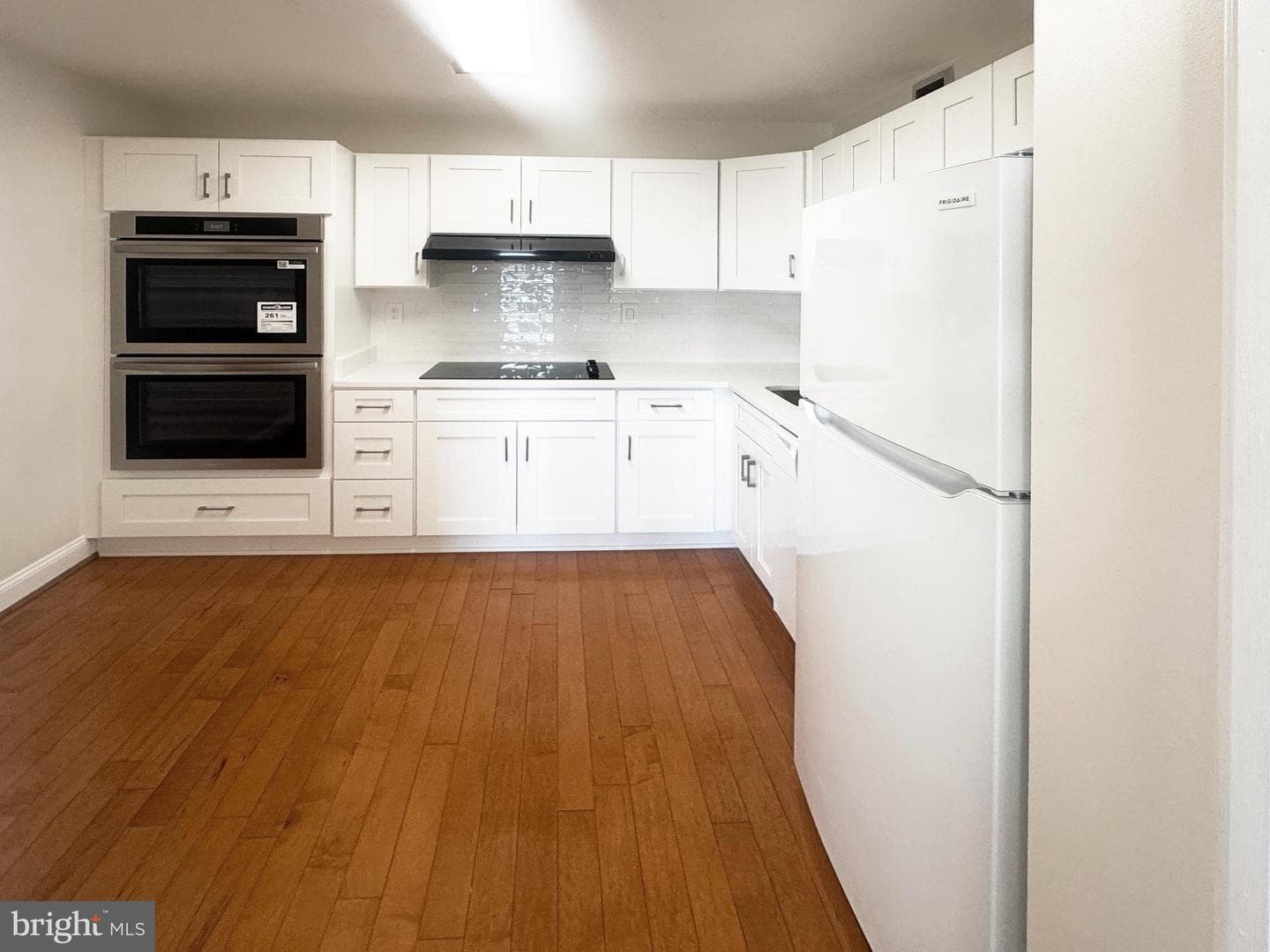 307 Yoakum Parkway #816 photo 12