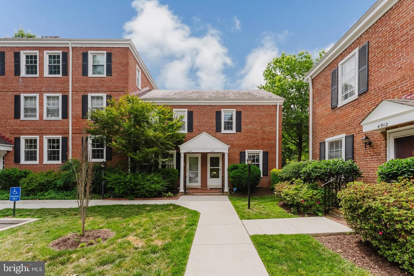4910 29th Road S, Arlington