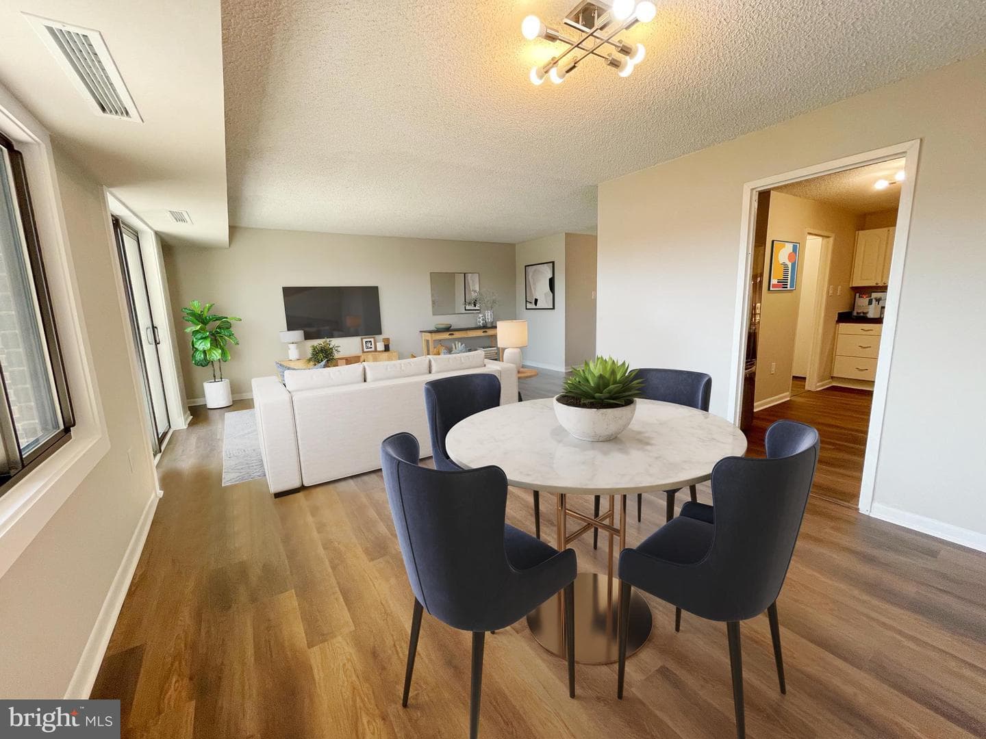200 N Pickett Street #512 photo 11