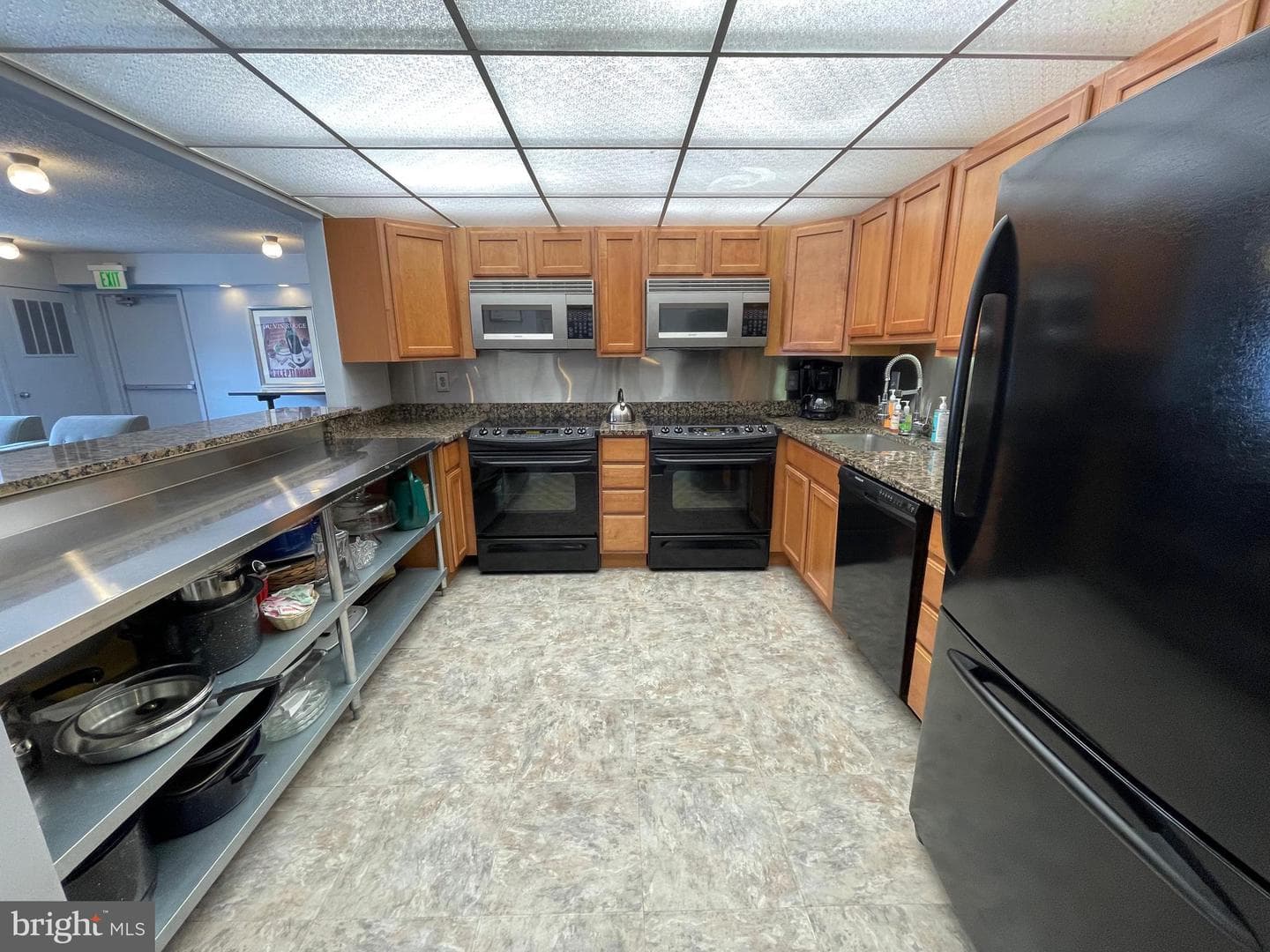 200 N Pickett Street #512 photo 41