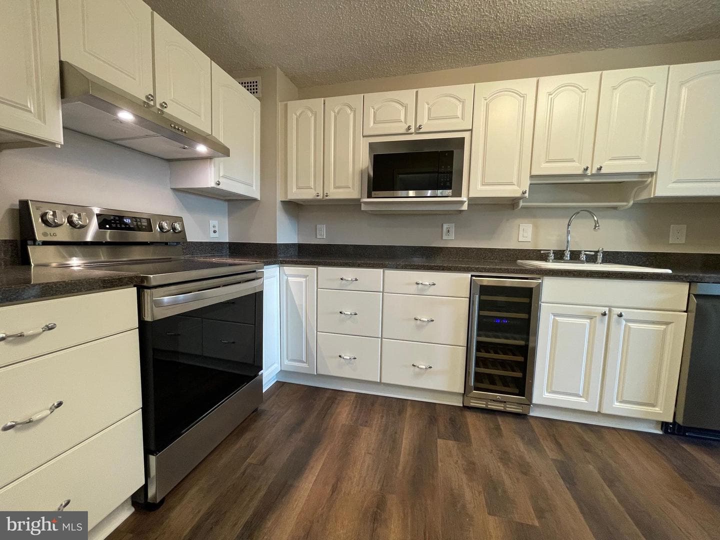 200 N Pickett Street #512 photo 6