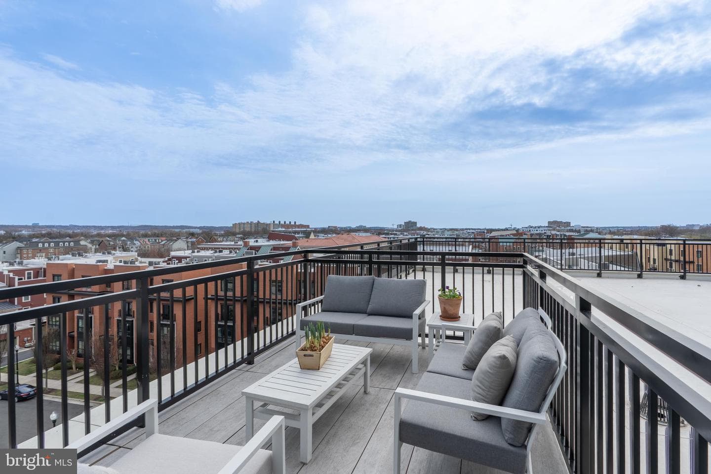 701 Swann Avenue #606 photo 30
