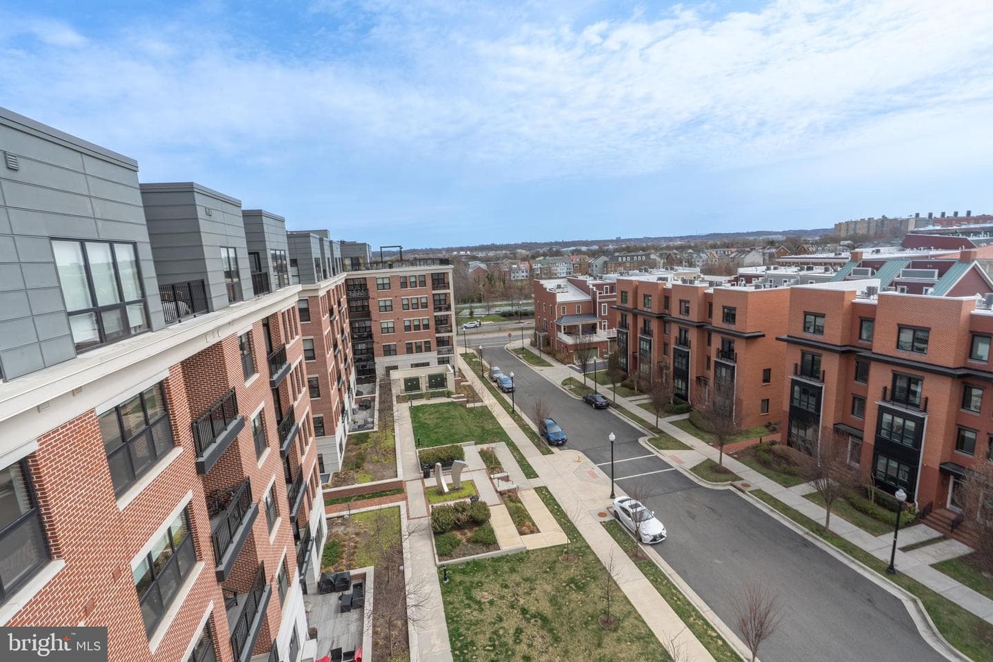 701 Swann Avenue #606 photo 41