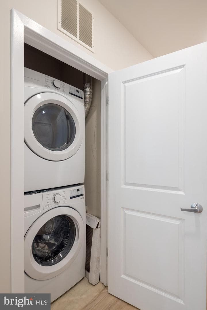 181 E Reed Avenue #103 photo 27