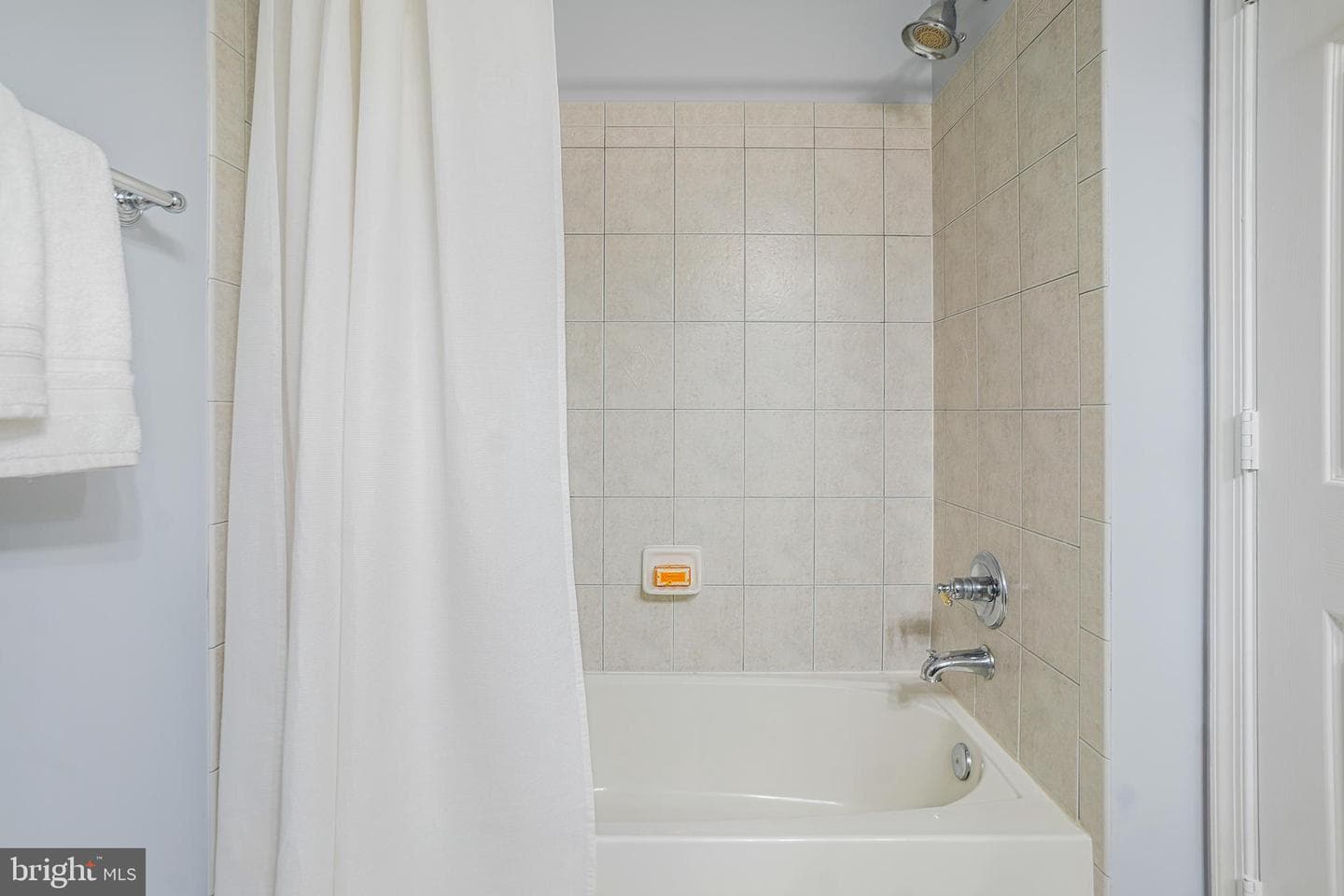 3815 Eisenhower Avenue photo 35