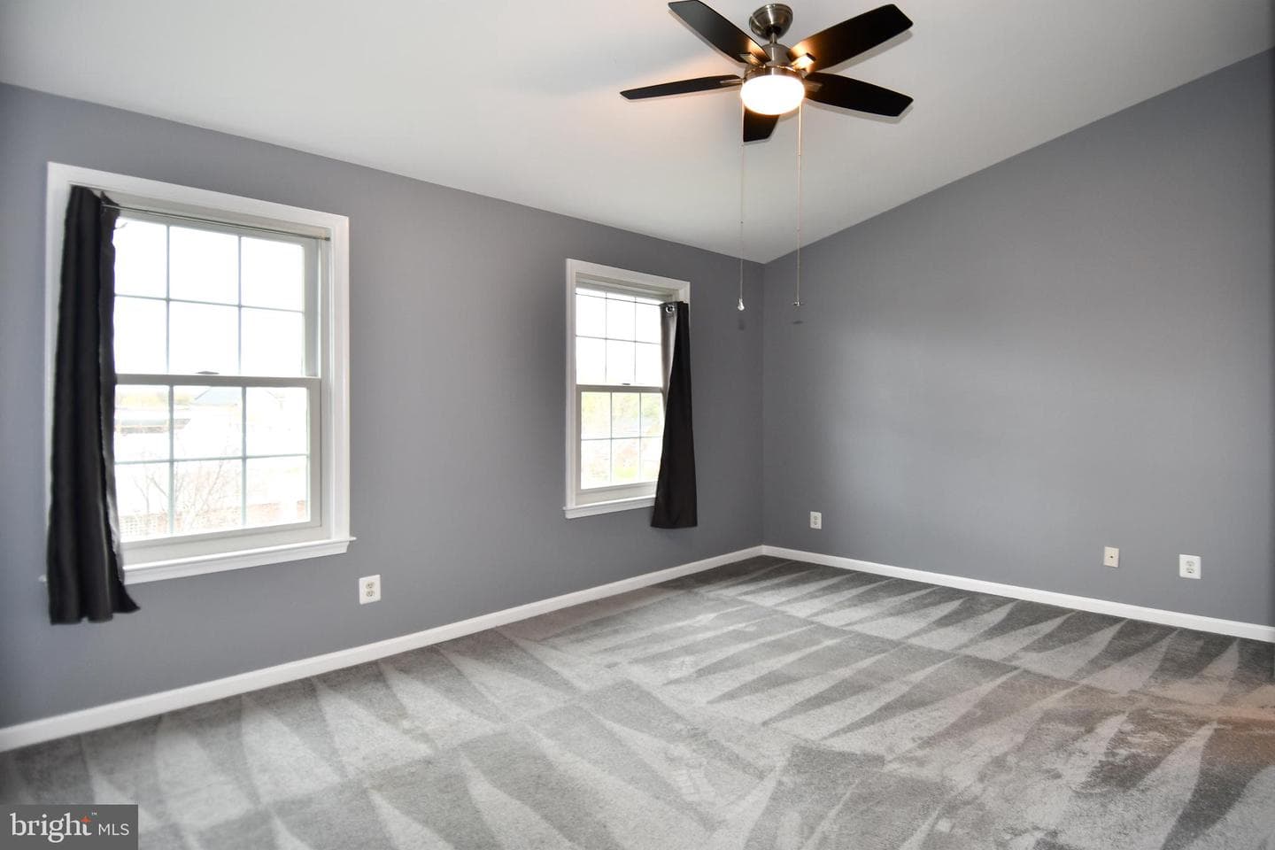 1809 Kenwood Avenue #301 photo 17