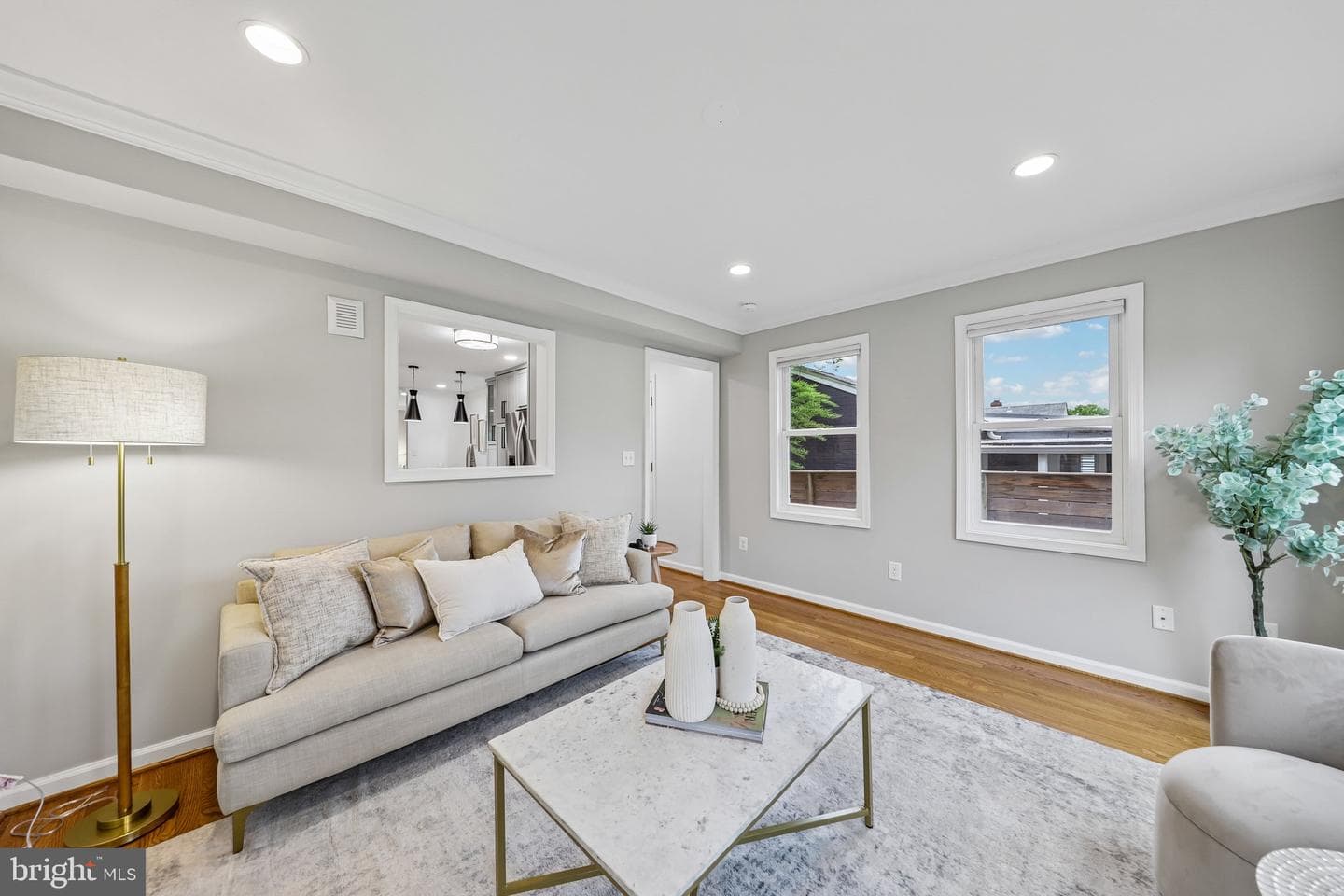 305 Ashby Street photo 16