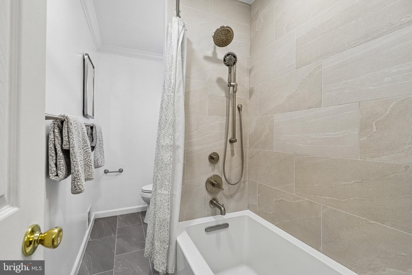 305 Ashby Street photo 26