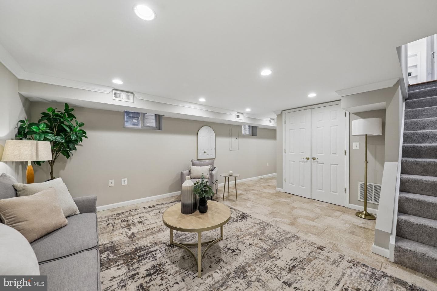 305 Ashby Street photo 34