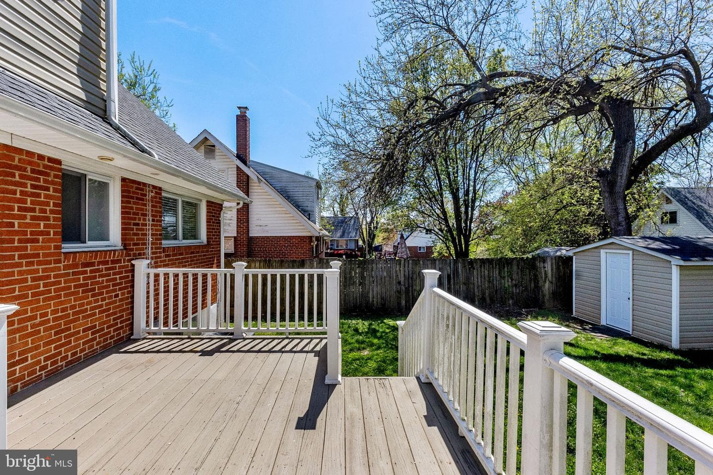 108 N Gladden Street photo 46