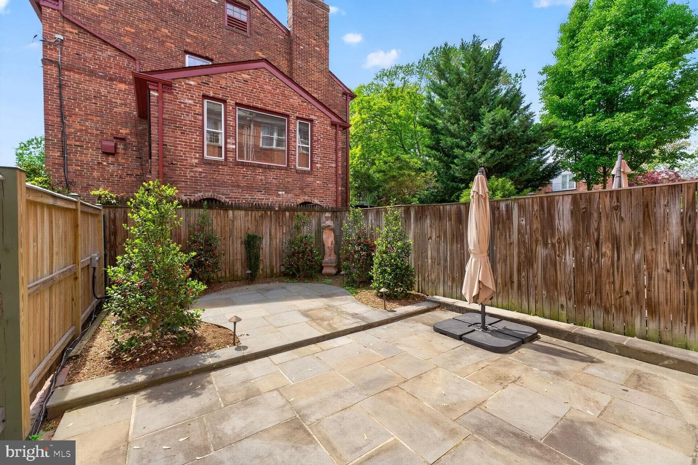 204 Green Street photo 20