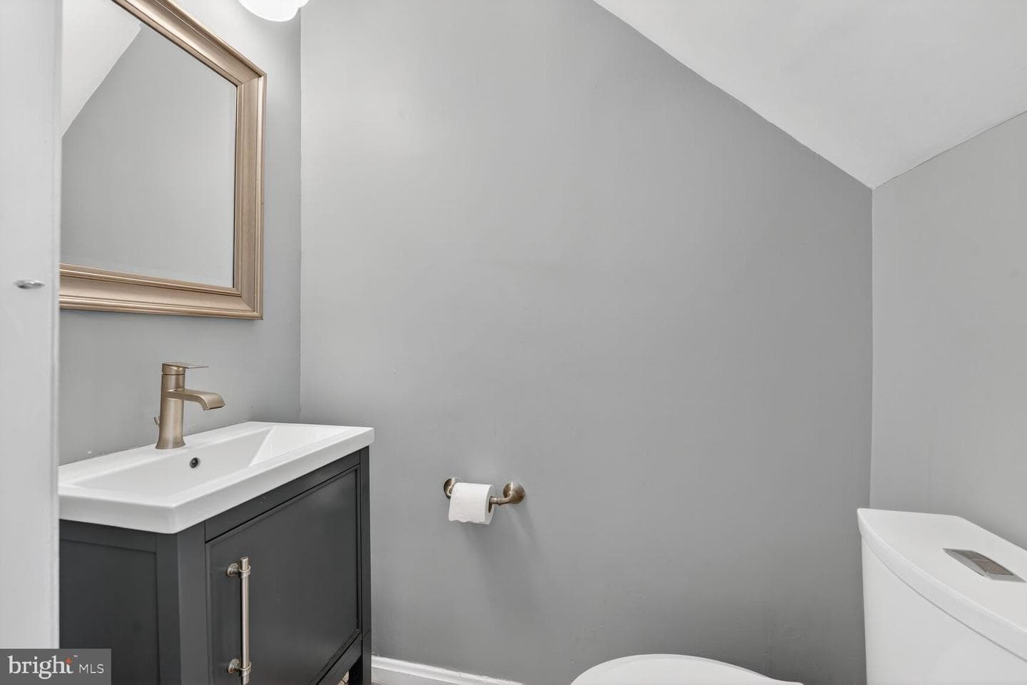 204 Green Street photo 8