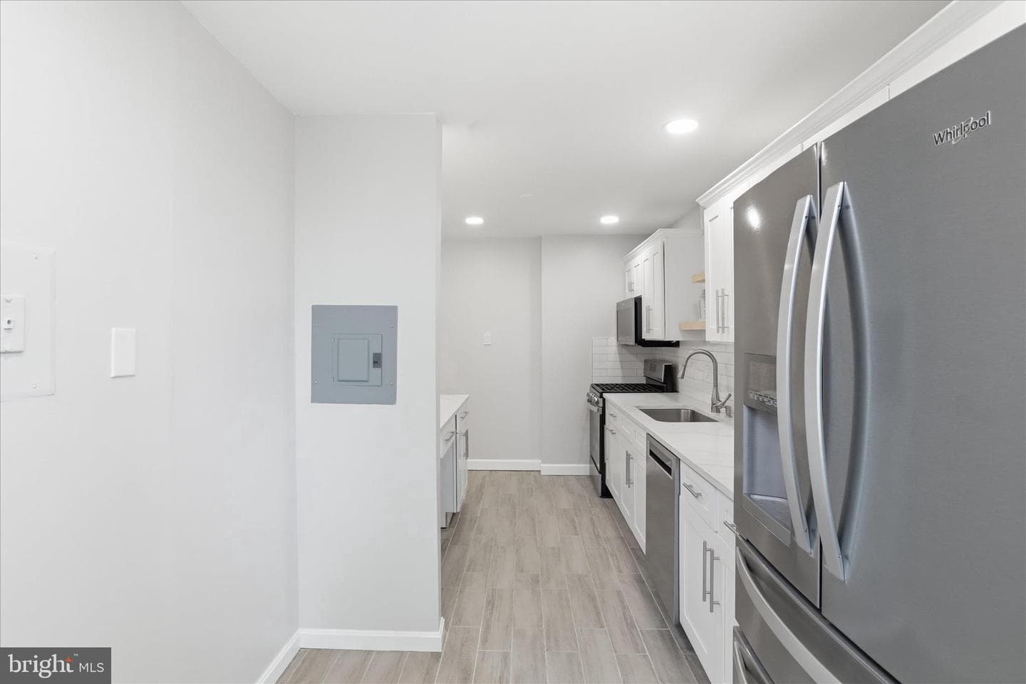 509 N Armistead Street #103 photo 14