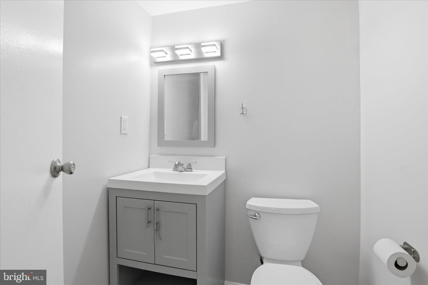 509 N Armistead Street #103 photo 24