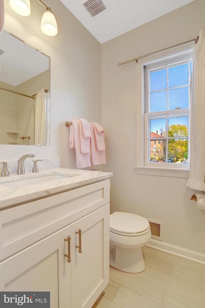 402 Second Street photo 35