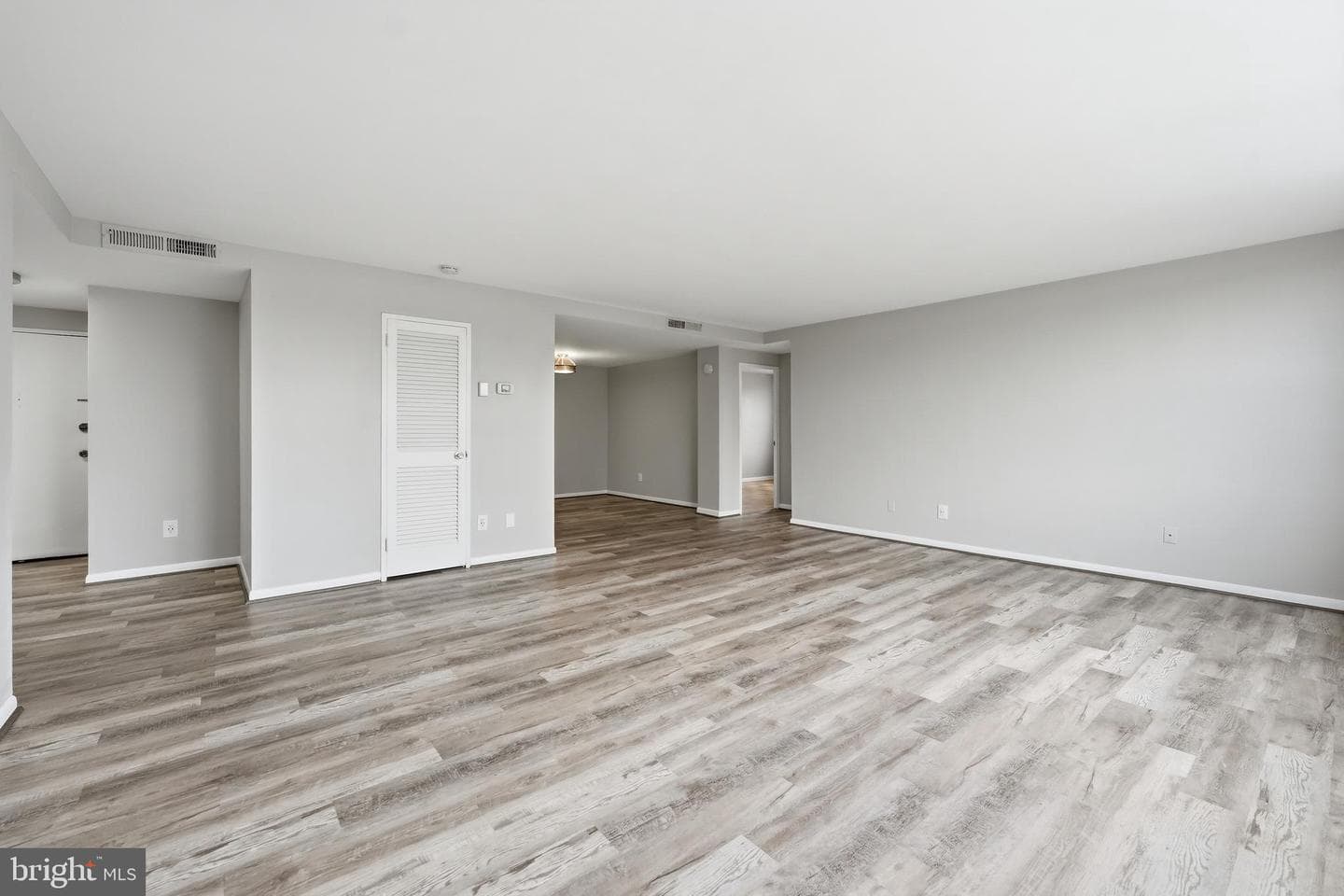 4600 Duke Street #519 photo 8