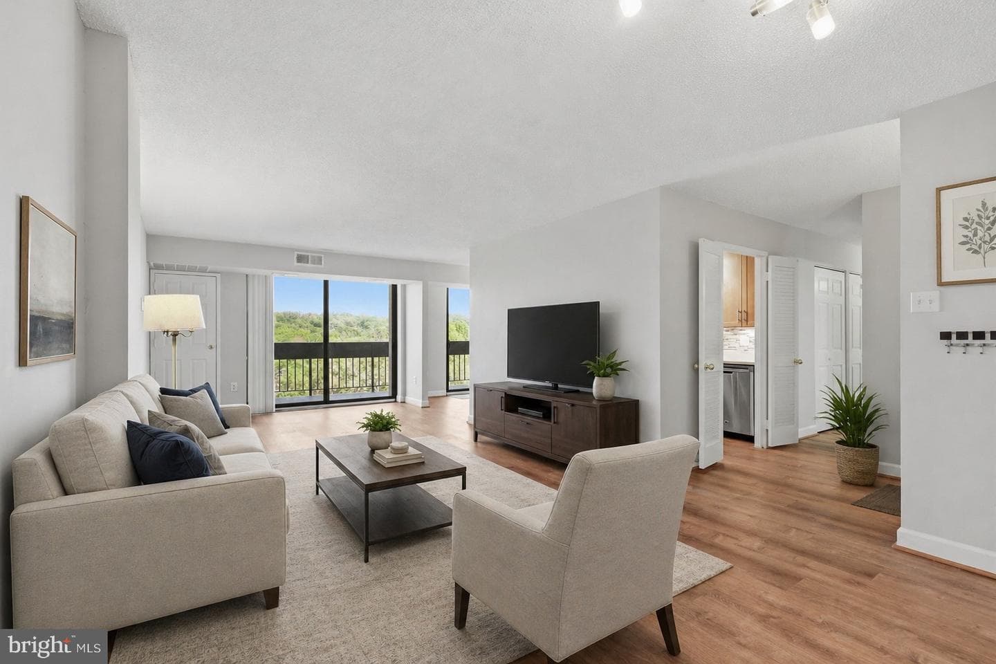 5300 Holmes Run Parkway #707 photo 8