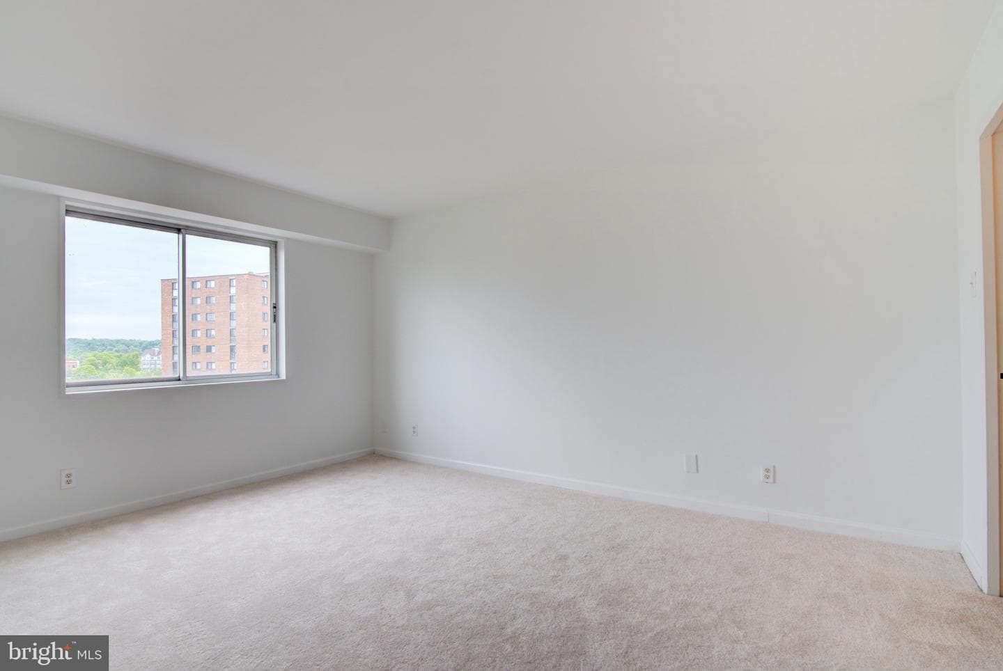 5340 Holmes Run Parkway #1102 photo 11