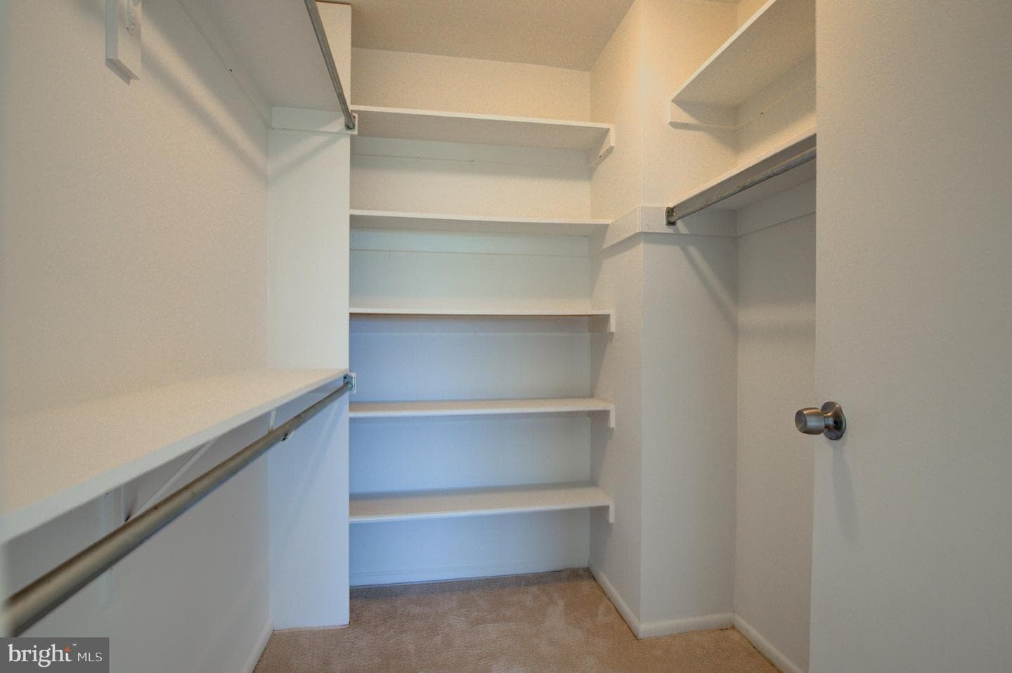 5340 Holmes Run Parkway #1102 photo 12