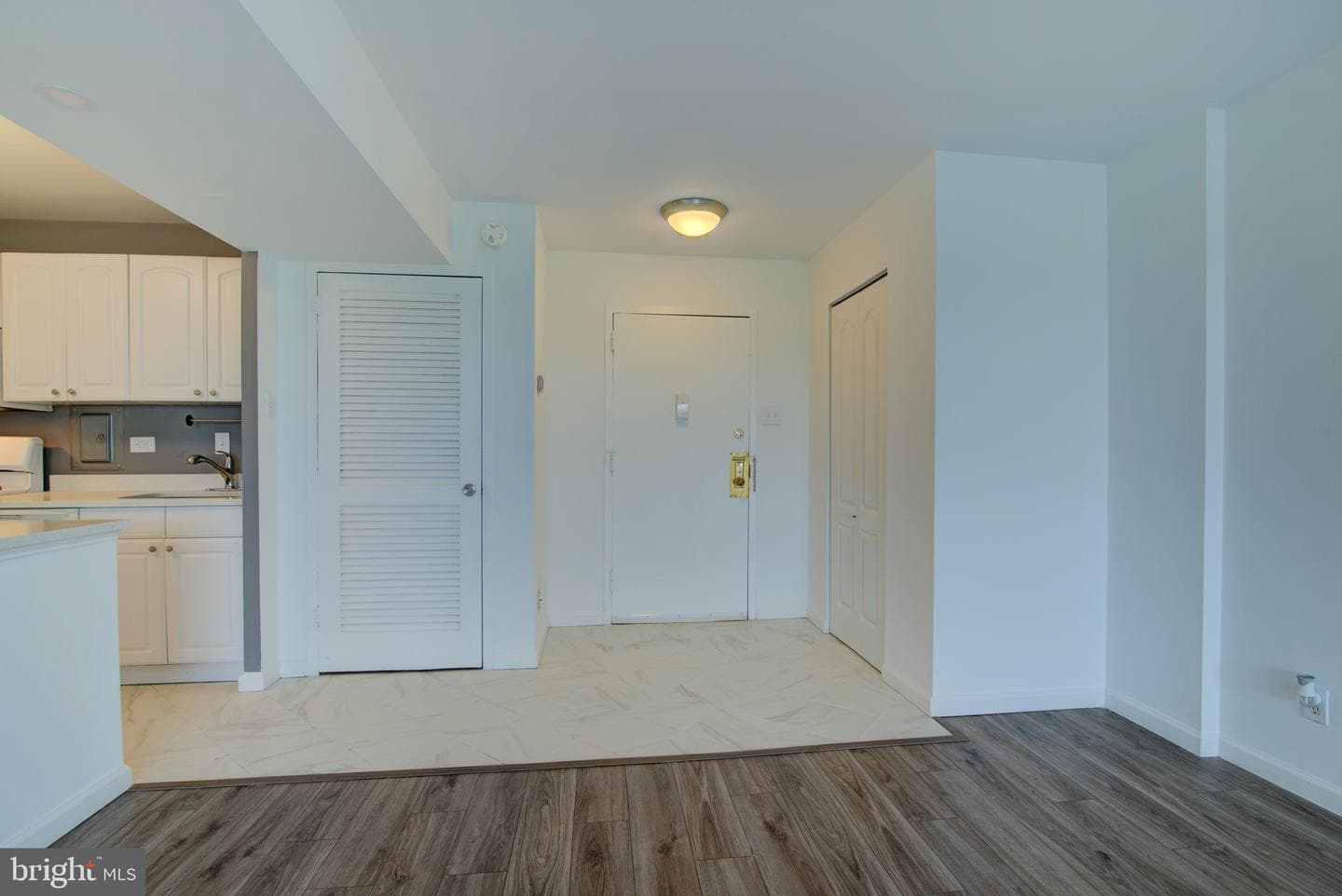 5340 Holmes Run Parkway #1102 photo 16