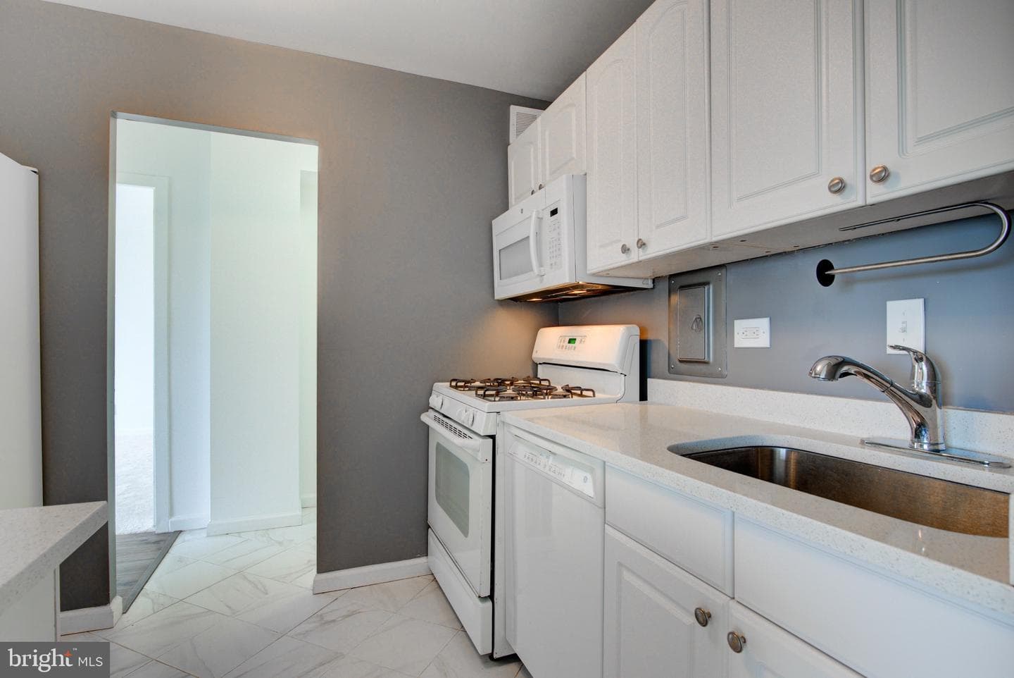 5340 Holmes Run Parkway #1102 photo 8