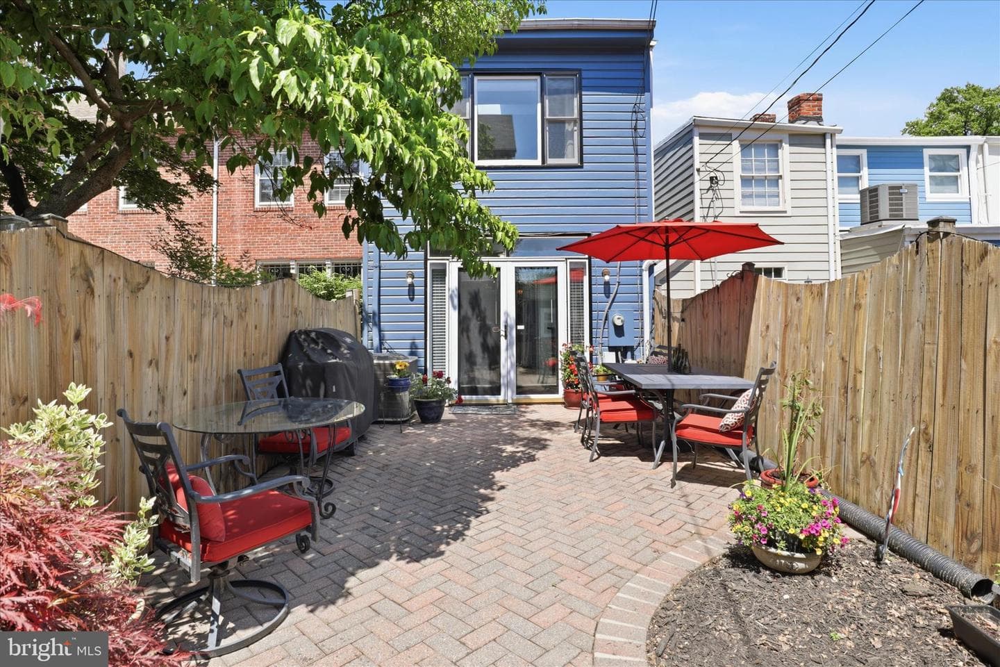 914 Pendleton Street photo 24
